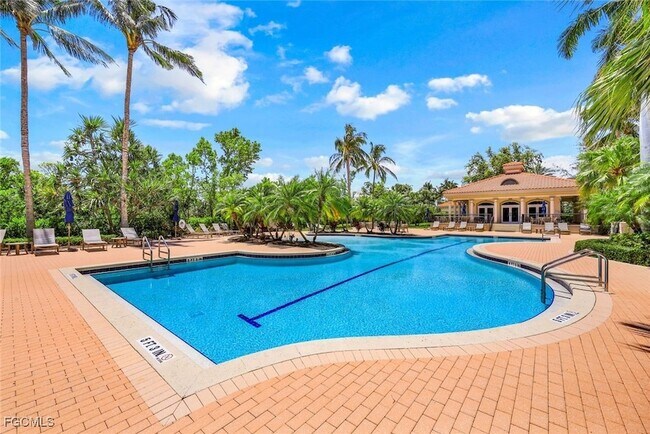 Building Photo - 23750 Via Trevi Way