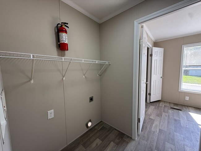 Building Photo - 12501 Apple Ln