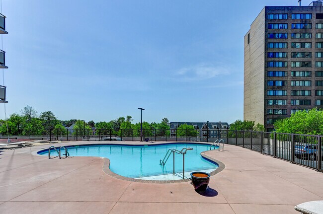 Building Photo - 205 E Joppa Rd