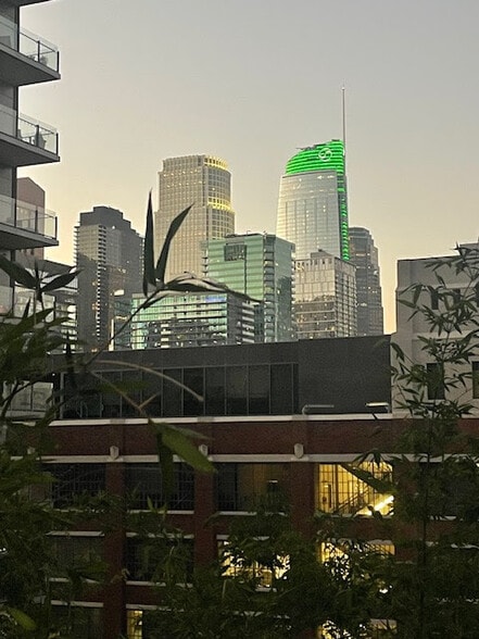 Building Photo - 1111 S Grand Ave