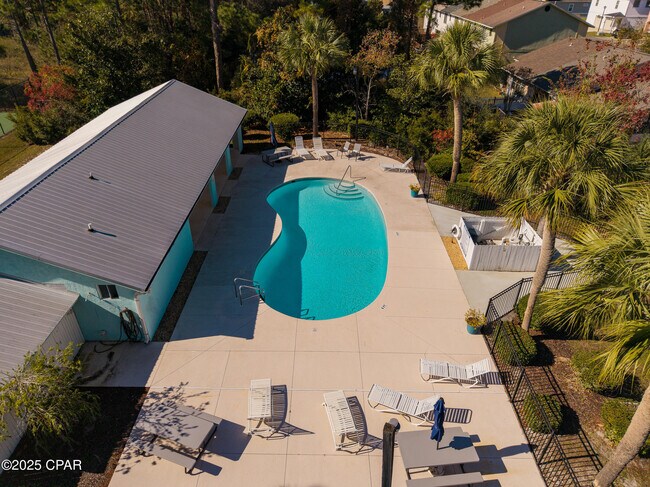 Building Photo - 6588 Harbour Blvd