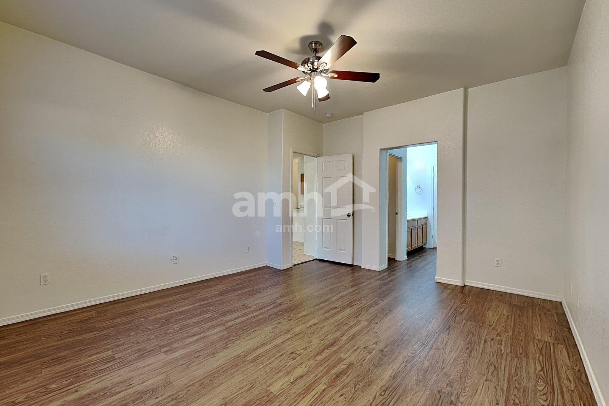 Building Photo - 6513 W Miami St