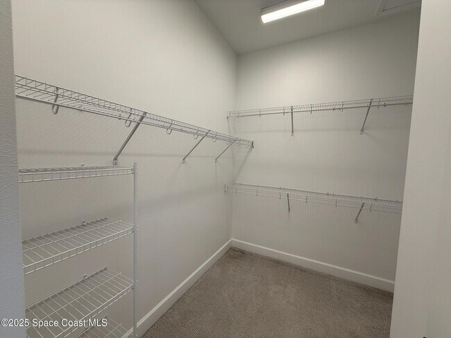 Building Photo - 8367 Gullen Dr