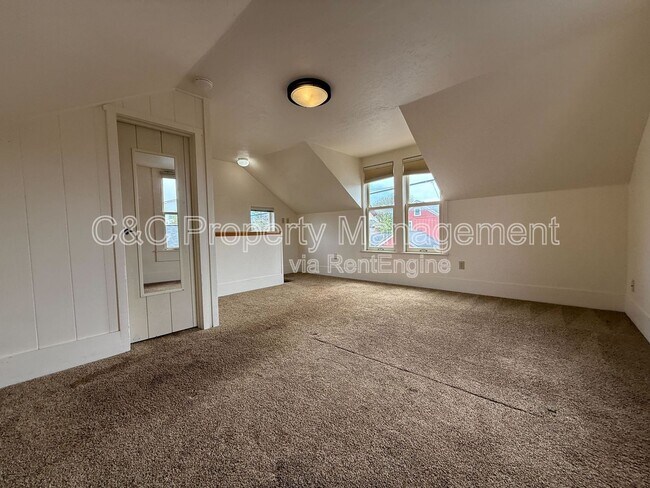 Building Photo - 138 17th St