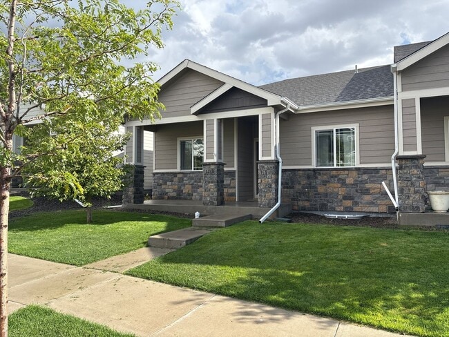 Primary Photo - 3 BEDROOM, 2 BATHROOM, SINGLE FAMILY HOME ...