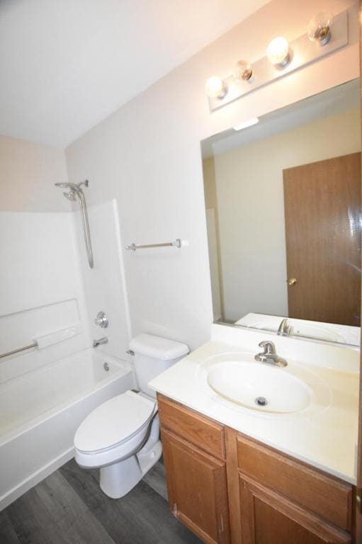 Building Photo - 24 Waterbury Cir