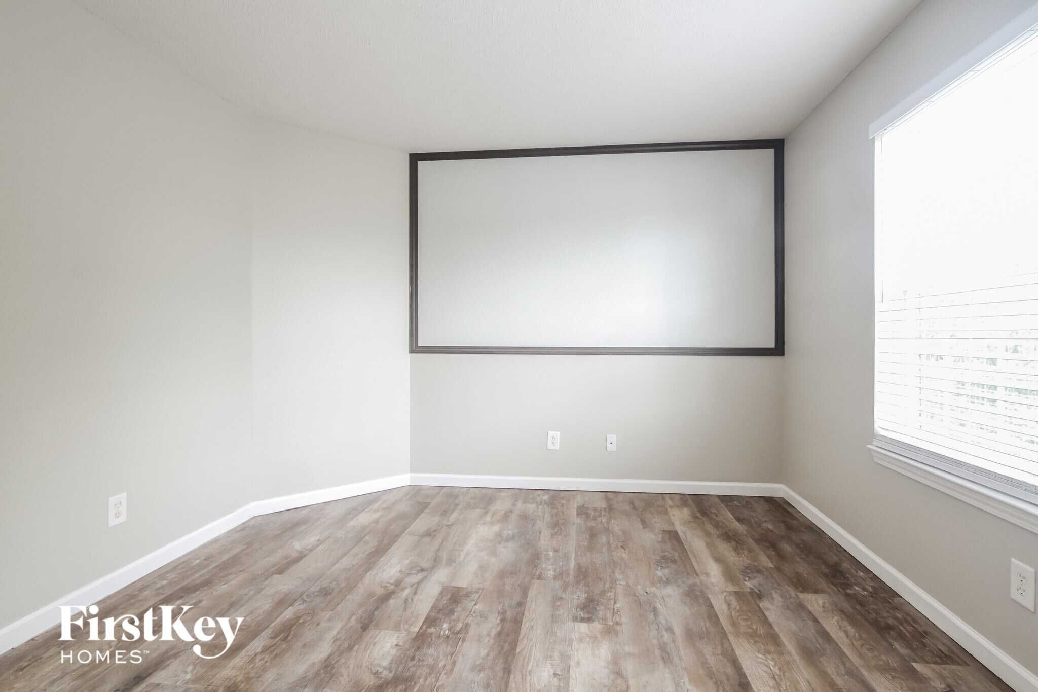 Building Photo - 1456 Monitor Way