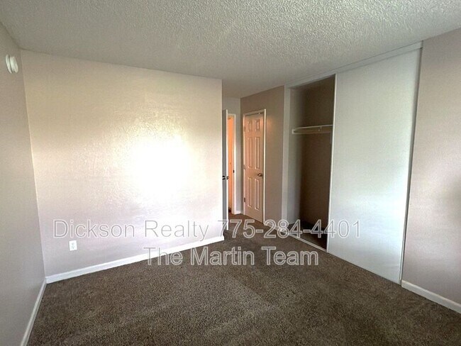 Building Photo - 3942 Clear Acre Ln