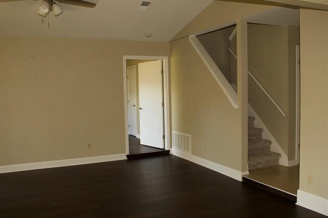 Building Photo - 2503 Monarch Dr