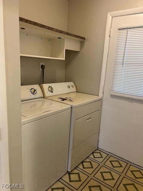 Building Photo - 1175 Laurel Dr