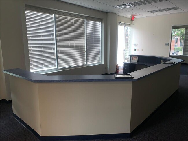 Building Photo - 1415 Highway 6