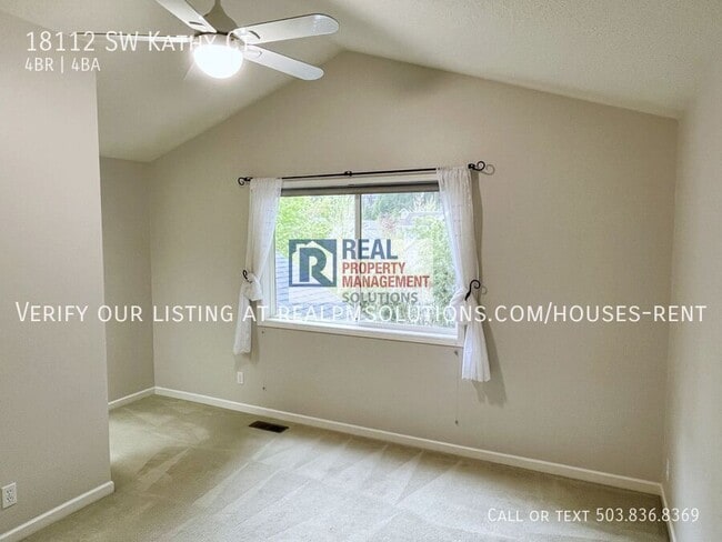 Building Photo - 18112 SW Kathy Ct