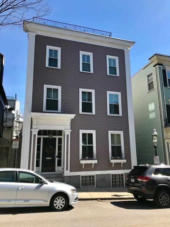Building Photo - 51 Chestnut St