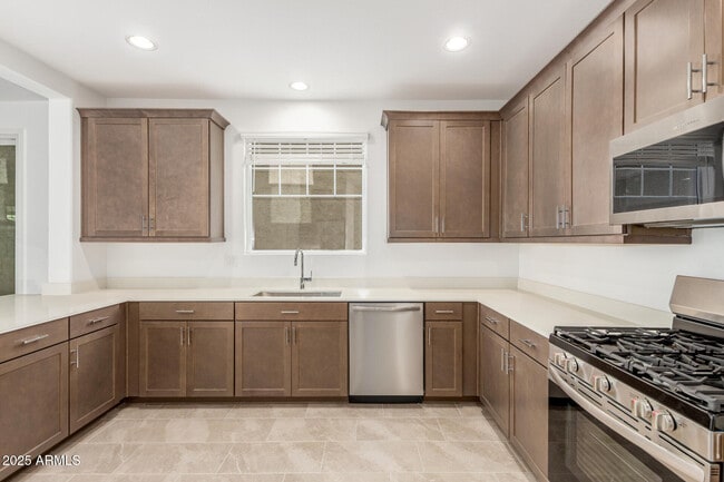 Building Photo - 3312 S Lotus