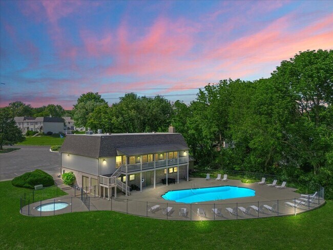 Building Photo - Sheridan Ridge Townhomes