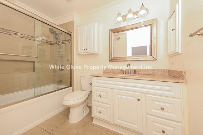 Building Photo - Wonderful 3 bedroom Northwood Condo