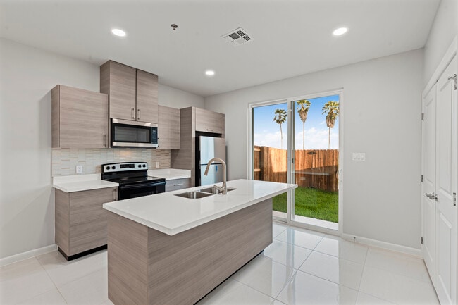 Building Photo - The Coves at Weslaco