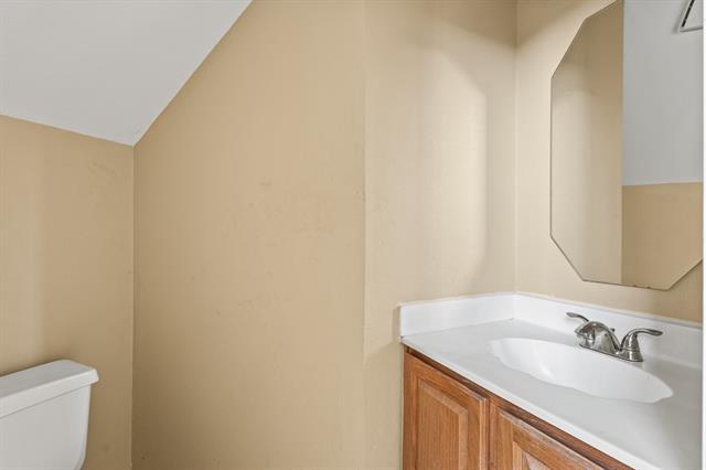 Building Photo - 2909 Misty Valley Dr