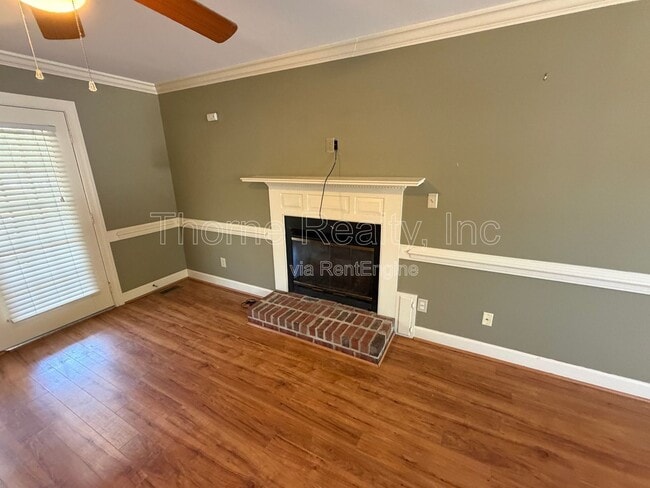 Building Photo - 300 Windermere Cir