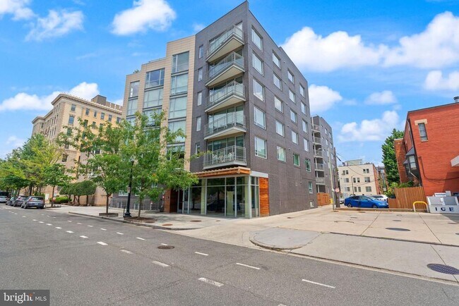 Building Photo - 1311 13th St NW