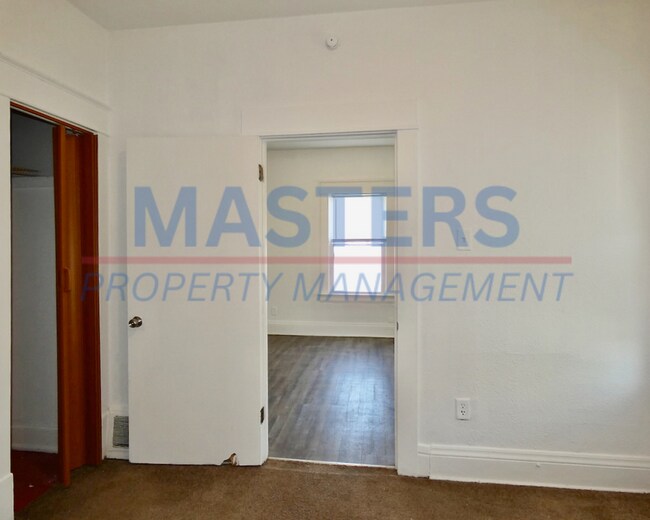 Building Photo - 420 Everett St