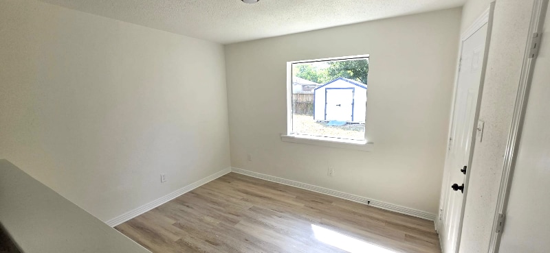 Building Photo - 4601 W 43rd St