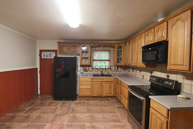 Building Photo - 2 Bedroom 1 Bath Single Family Home in Lindale ISD!