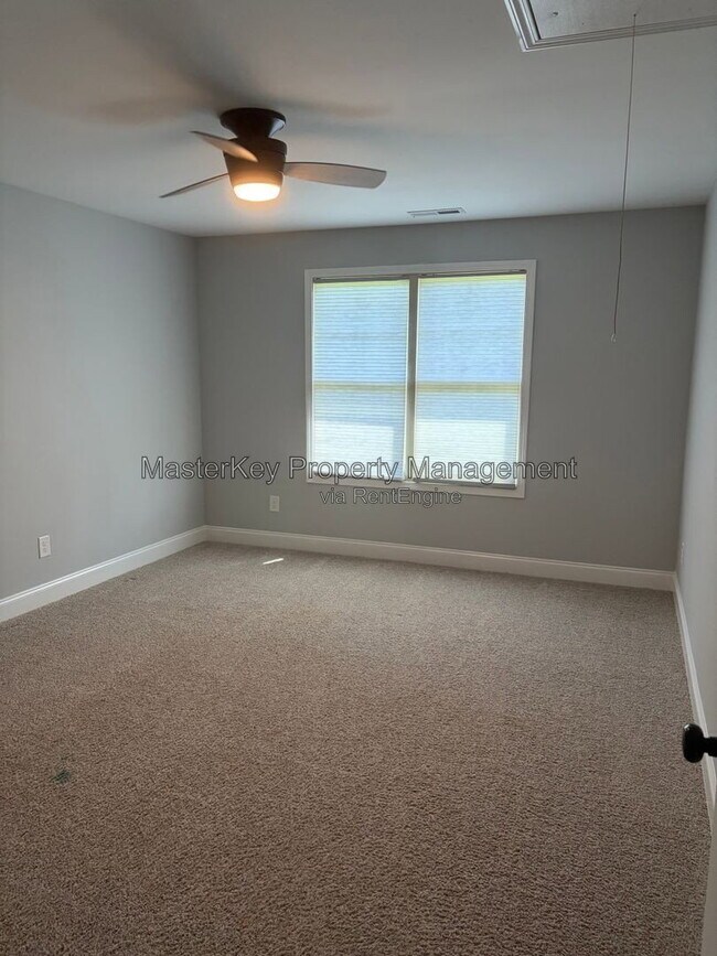 Building Photo - 275 Buhrstone Ml St