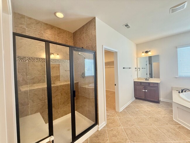 Building Photo - Modern, Luxurious 3BD, 2.5BA Cary Home with Solar Panels & Detached 2-Car Garage with EV Charger ...