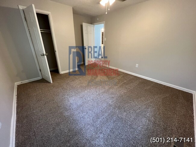 Building Photo - 3324 Tatum St