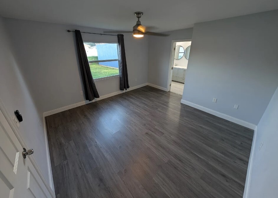 Living Room - 608 Tangerine St