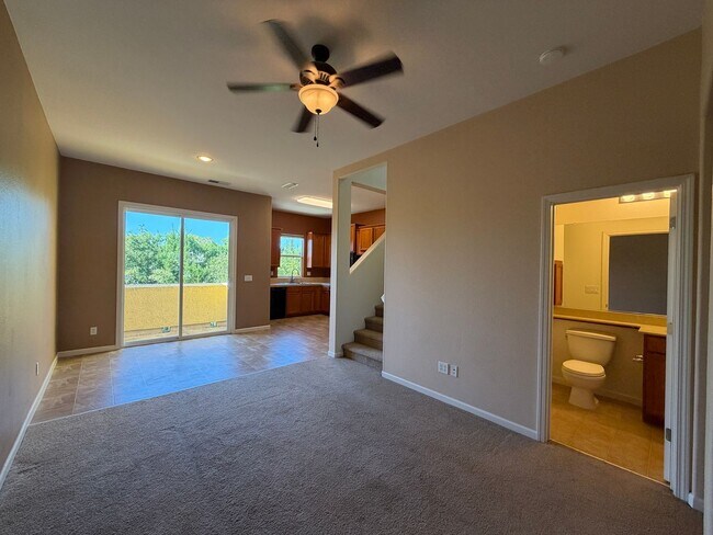 Building Photo - 10847 Wraysbury Way