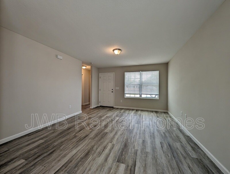 Building Photo - 2037 Meharry Ave