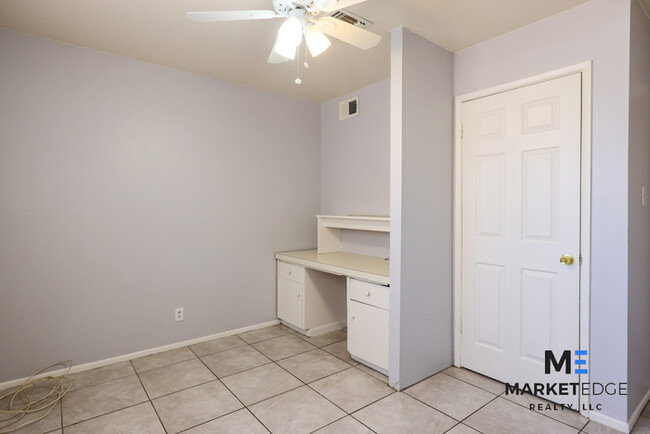 Building Photo - 4 Bed/2Bath Home at 39th Ave/Camelback! Re...