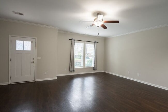 Building Photo - 92 Reese Way
