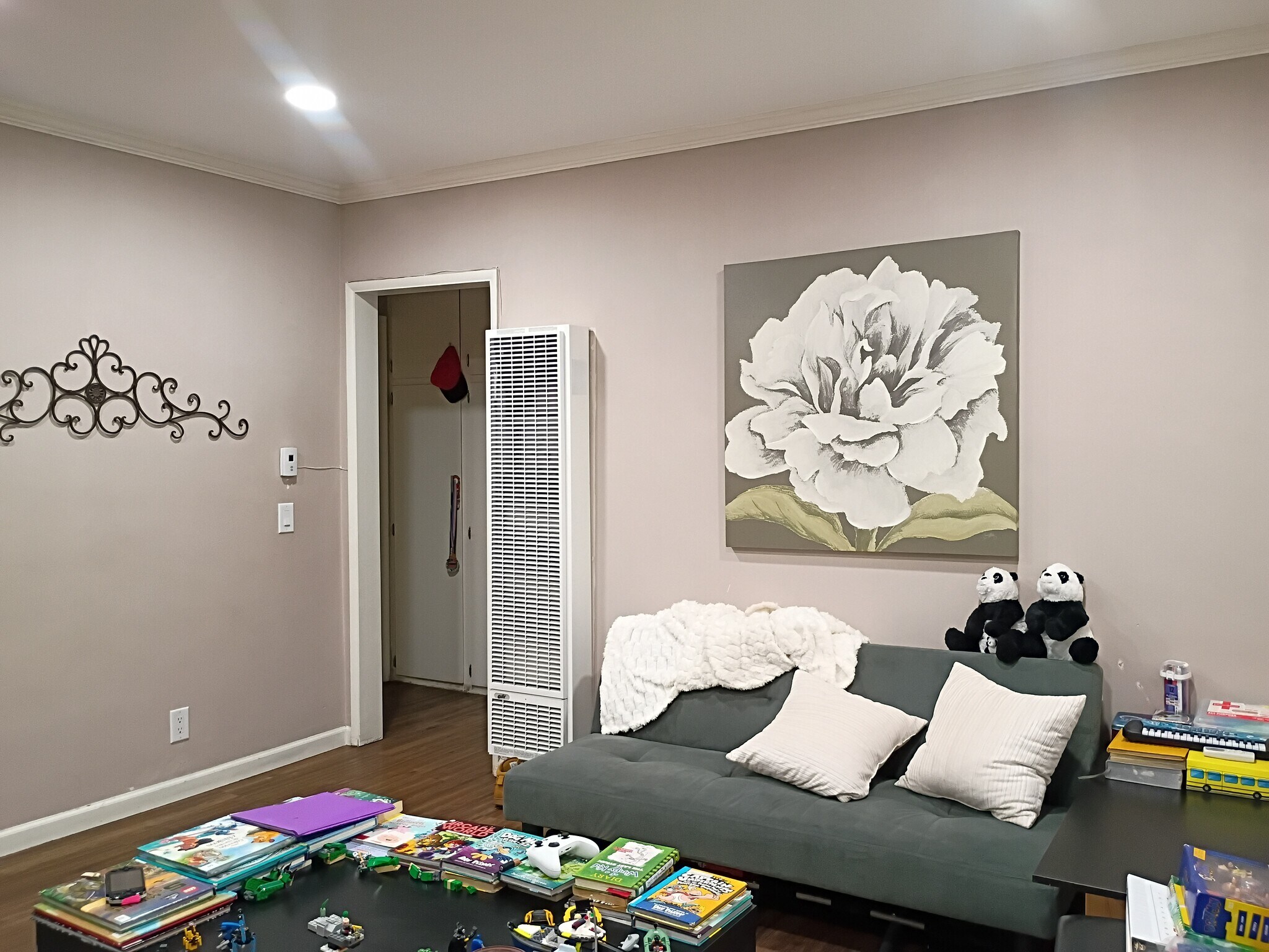 Building Photo - 7131 Coldwater Canyon Ave