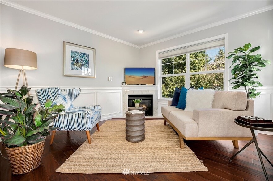 Building Photo - 3619 Phinney Ave N