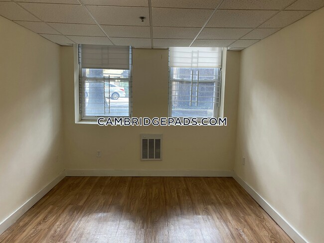 Building Photo - 1616 Massachusetts Ave