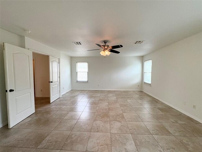 Building Photo - 2502 Perkins Pl