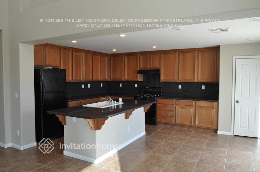 Building Photo - 6324 Palmona St