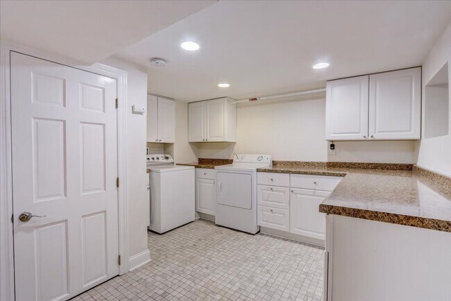 Building Photo - 610-612 North 66th Street