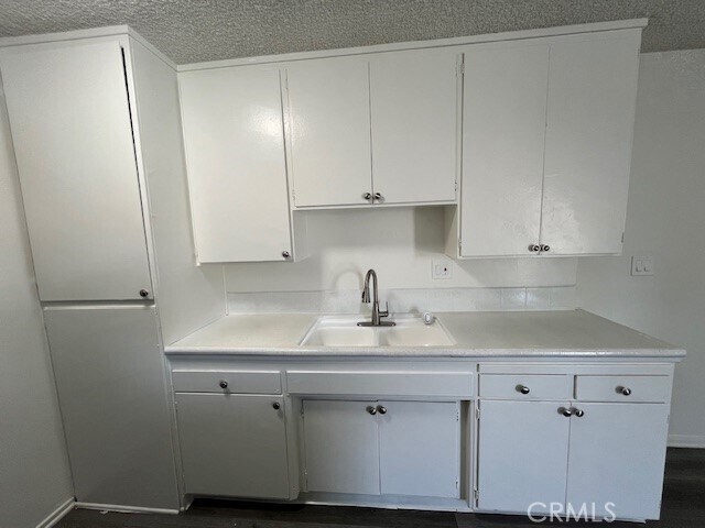 Building Photo - 686 E Cottonwood Rd
