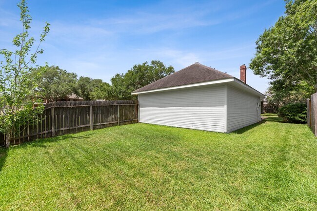 Building Photo - 3902 Misty Morn Ln