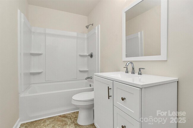 Building Photo - 518 Echodale Dr