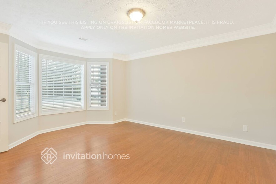 Building Photo - 2193 Johnson Creek Dr