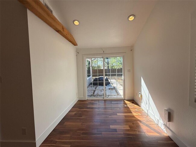 Building Photo - 5814 Gloucester Ln