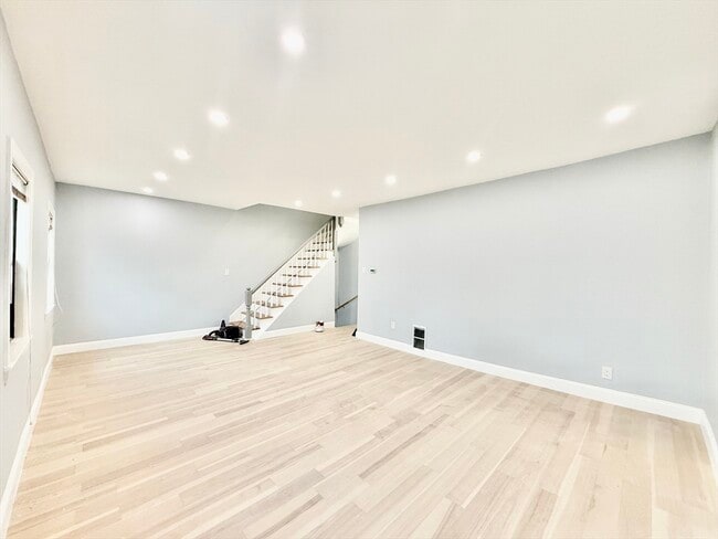 Building Photo - 15 Berwick St