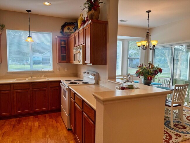 Building Photo - Furnished 2 Bed Townhome in Sun City Hilton Head