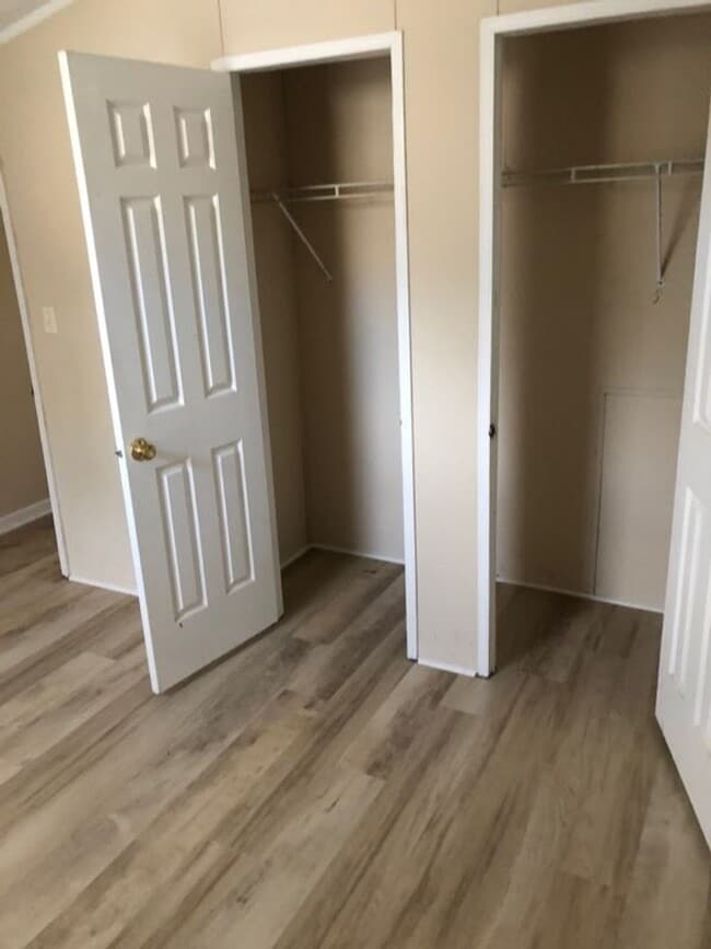 Building Photo - 112 Ponds Ln