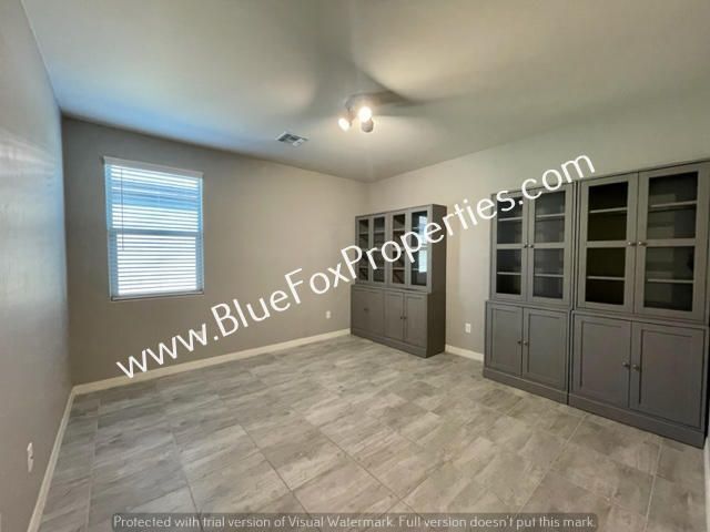 Building Photo - 8631 N Rome Ct